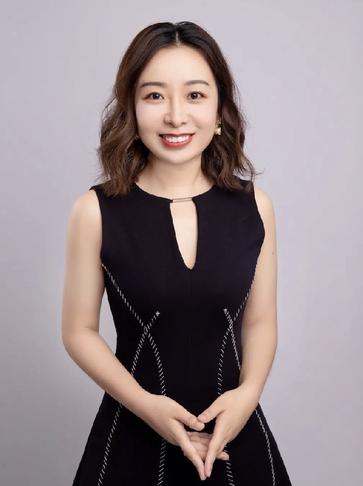 律师：李兰兰
